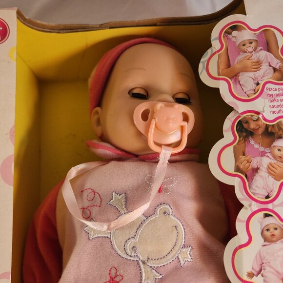 My Darling Baby 2010 Unopened in Original Box Doll Pacifier Frog Pink READ DESC - Picture 3 of 13